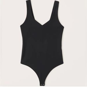 Double-Layered Seamless Fabric Sweetheart Bodysuit